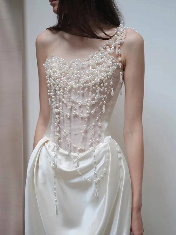ชุดราตรีแบบไร้สายแบบฝรั่งเศส ค - Slip Dress Satin บทวิจารณ์และราคา